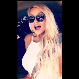 Meet your Posher, Dor Couture